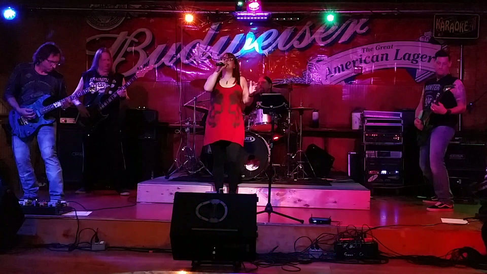 Screaming in the Night L&Bs